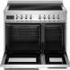 Bertazzoni PRO95I2EXT2 fornuis met beide ovendeurs geopend en uittrekbare pannen