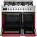 Bertazzoni PRO96L2EROT2 fornuis met geopende ovendeure, twee interieurkamers met roosters en rode bedieningspaneel onderaan