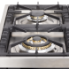 De wokbrander linksvoor is bij een Boretti fornuis met Dual Fuel uitgevoerd met een vermogen van 5,0 kW