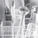 Bosch staafmixer menguitstel in vaatwasser mand tussen glazen en andere onderdelen