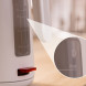 Bosch TWK2M161 waterkoker detailopname vulniveauschaal en grijpvlak rood handvat