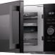 ETNA AMV826 magnetron geopende deur met zicht op interieur en draaischijf