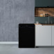 ETNA VWV640ZWA vaatwasser ingebouwd in minimalistische keuken naast houten kasten