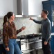 Falcon NEXB110EIPCBL/CM stainless steel bij kookplaat in modern keukenbinnenland