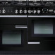 Falcon Professional+ 110 Gas fornuis zwart, vooraanzicht met gaskookplaat, twee ovens en bedieningspaneel