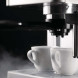 De dubbelwandige filterhouder zorgt voor de perfecte creme laag op u espresso