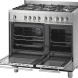 De Pelgrim NF942RVSA afgebeeld met dubbele geopende oven