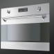 De Smeg S45MFX2 is een multifunctionele oven met een digitaal LCD display