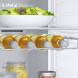 De binenzijde van de Samsung RS68N8241S9 heeft een flessenrek en beschikt over Metal Cooling