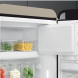 Smeg FAB28RMLM6 koelkast bovenkast detail geopende deur met inhoud