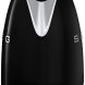 De Smeg KLF03BLEU waterkoker zwart heeft een inhoud van 1,7 liter