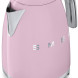 De Smeg KLF03PKEU waterkoker roze heeft een rvs schenktuit