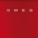 De Smeg FAB32LR1 is uitgevoerd in de fraaie kleur ferrari rood
