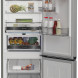 Whirlpool WHK 22413 X6EE koelkast open met Crisper lade verlicht