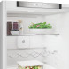 Whirlpool WHK2 5294 B6E koelkastinterieur detail met schappen en voedsel
