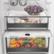 Whirlpool WHK2 5322 B4E Crisper-lade geopend met vers fruit en groenten