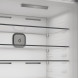 Whirlpool koelkast interieur met temperatuurbesturing en rek detailweergave