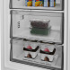 Whirlpool WHMFF 6314 W6E vriezer leeg bovensectie met stellingen en vakken
