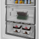 Whirlpool WHMFF 6314 XP6E koelkastinterieur deurvakken met producten