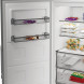 Whirlpool WHMFF 6314 XP6E vriezergedeelte met ijs en groenten