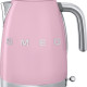 Smeg KLF04PKEU waterkoker roze heeft een inhoud van 1,7 liter