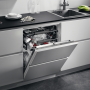 De AEG FSS6370XP vaatwasser inbouw is een volledig geintegreerde vaatwasser, hij gaat mooi op in uw keuken