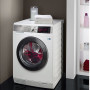 De AEG L99696HWD is uitgevoerd met een 9 kg. trommel. Daarmee kunt u 6 kg tegelijk wassen en daarna drogen