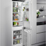 AEG SCE818E8MF inbouw koelkast - nofrost - nis 178 cm.