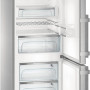 Het interieur van de Liebherr CNPes4858 koelkast rvs