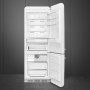 De Smeg FAB38RWH5 is dankzij de breedte van 70 cm. een zeer ruime koelast