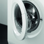 De Aeg L72672NFL wasmachine is uitgevoerd met een linksdraaiende deur en een vernieuwde trommel