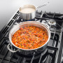 Koken met het AGA eR3 90 fornuis - ruime ovens en krachtige kookzones