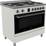 De kleur old white combineert fraai met de rvs accenten in knoppen en greep