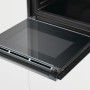 De Bosch HBG675BS1 heeft een zelfreinigende pyrolyse functie waardoor de ovendeur niet te heet mag worden