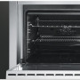 De grote linker oven van de CS20NLK is multifunctioneel