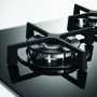De Electrolux EGT6343LOK is een gas-op-glas inbouw kookplaat uitgevoerd met gietijzeren pandragers