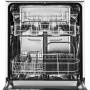 Het interieur van de Electrolux ESL5330LO inbouw vaatwasser