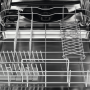 De onderkorf van de Electrolux ESL5330LO inbouw vaatwasser is voorzien van neerklapbare steunen