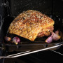 Het handige Handy-Reck dat met de ovendeur mee buiten het FALCON Classic 100 inductie fornuis komt