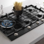 De Atag HG9792CA is uitgevoerd in de kleur grafiet en is voorzien van het kindveilige Easy Flame Control systeem