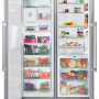 De ijsdispenser van de SBSes 8283 is geheel electronisch bedienbaar