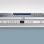 Het bedieningspaneel van de Siemens SX76P030EU bevindt zich bovenop de deur