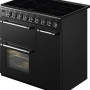 De Smeg BM93IBL is een 5-pits inductie fornuis met 3 verschillende ovens