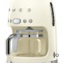 De combinatie van de kleur crème met het chroom geeft de Smeg DCF02CREU het kenmerkende retro design