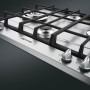De wokbrander van de Smeg P261XGHNLK is in het links geplaatst en heeft een vermogen van 3,5 kW