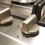 Foto van de vernieuwde knoppen op de Smeg Smeg P272XGHNLK