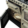 De TR4110CRNLK fornuis van SMEG is uitgevoerd met een multifunctionele oven met 7 bakfuncties linkonder