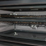 Foto van de binnenzijde van de oven van de Smeg CS19NLN7