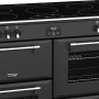 De bediening van het kookgedeelte van het Stoves Stoves Richmond DX S1100Ei CB Ant antraciet inductie fornuis zit bovenop