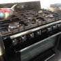 De Smeg TR90NNL is uitgevoerd met een enkele oven met een inhoud van 119 liter.
